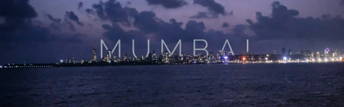 Marine Drive: Evening Strolls and the City’s Famous Skyline