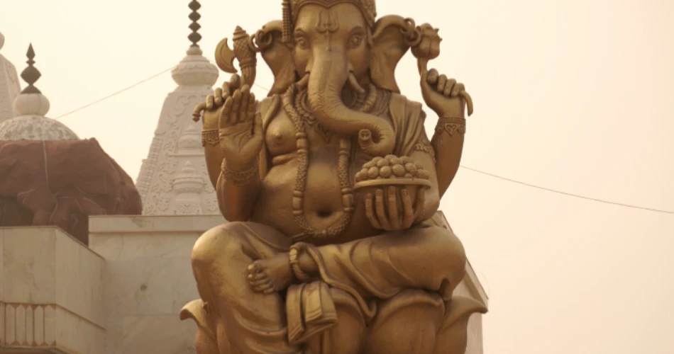 Siddhivinayak Temple: Mumbai’s Spiritual Heart and Ganesh Devotion